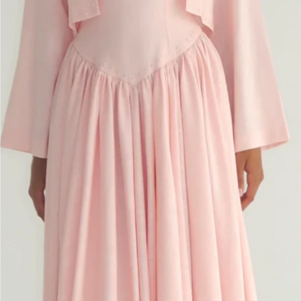 Elegant Pink Sleeveless Dress - Picture 4 of 4